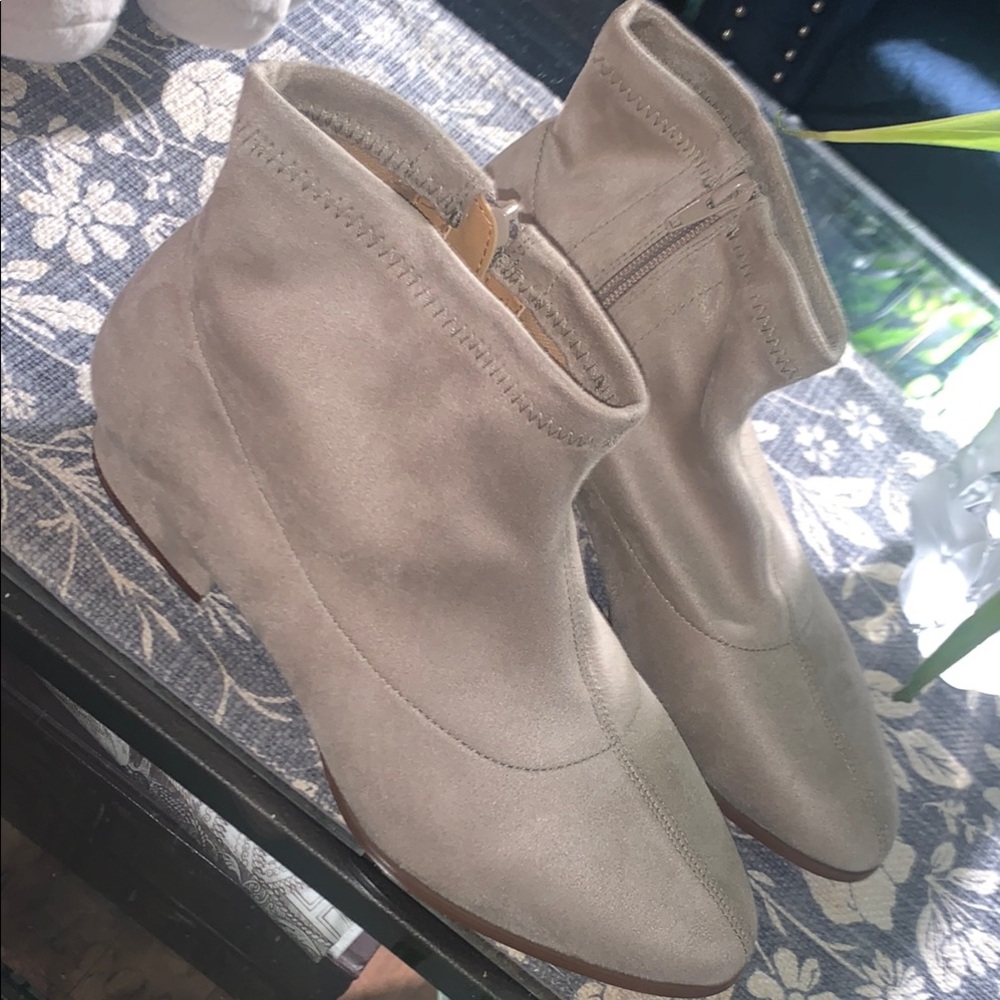 Women's Suede Ankle Boots 8W